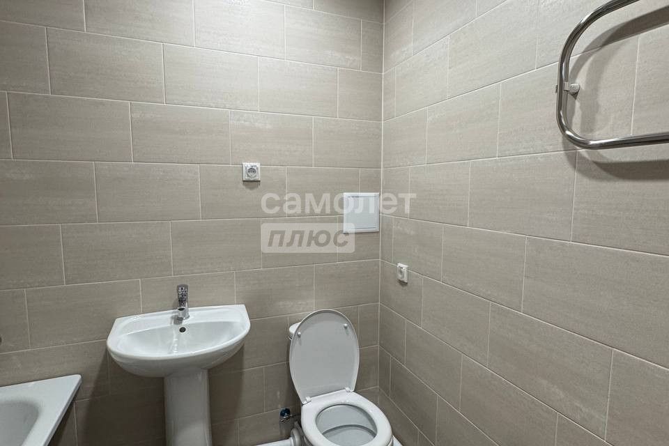 Сдаётся 3-комнатная квартира, 60.3 м²