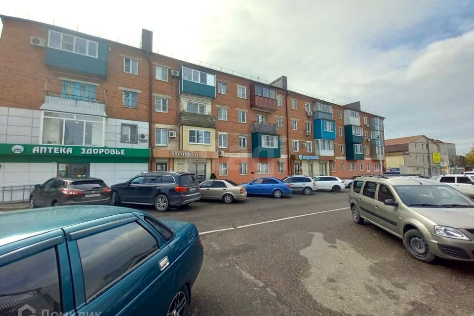 Продаётся 3-комнатная квартира, 53.3 м²