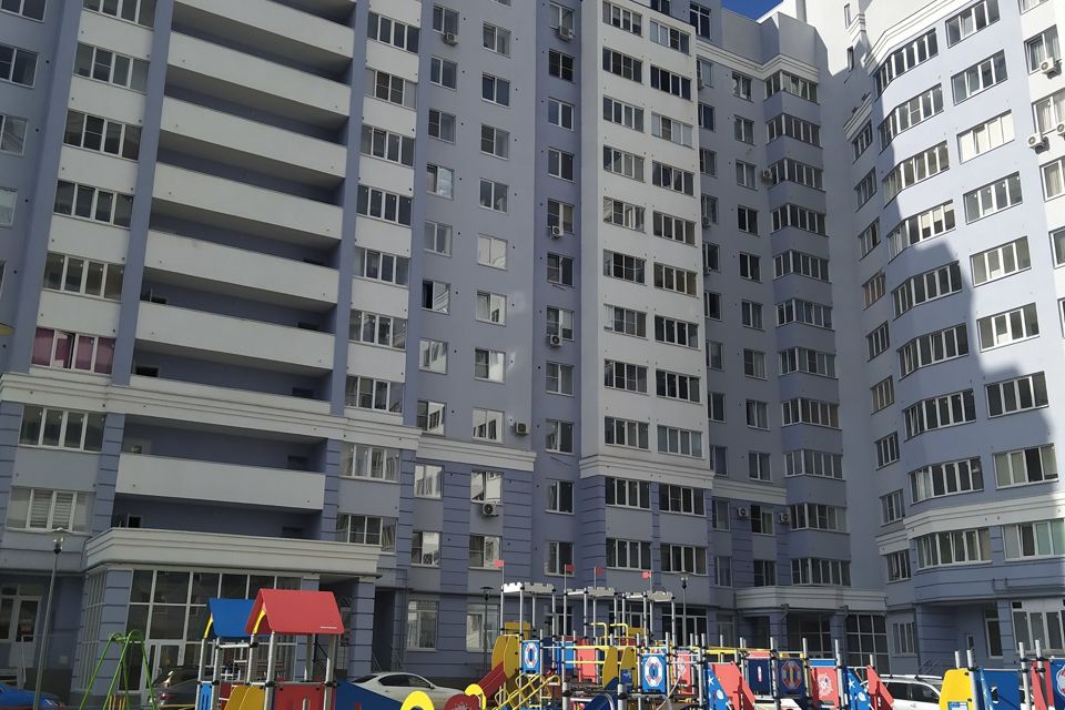 Сдаётся 1-комнатная квартира, 42 м²