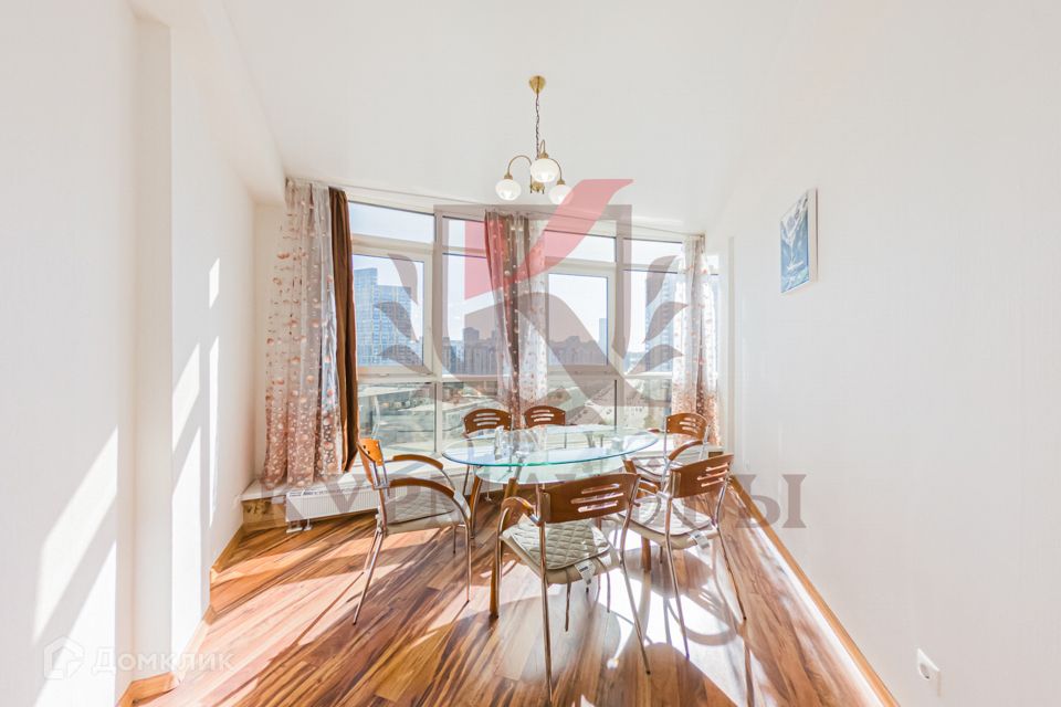Сдаётся 3-комнатная квартира, 112 м²