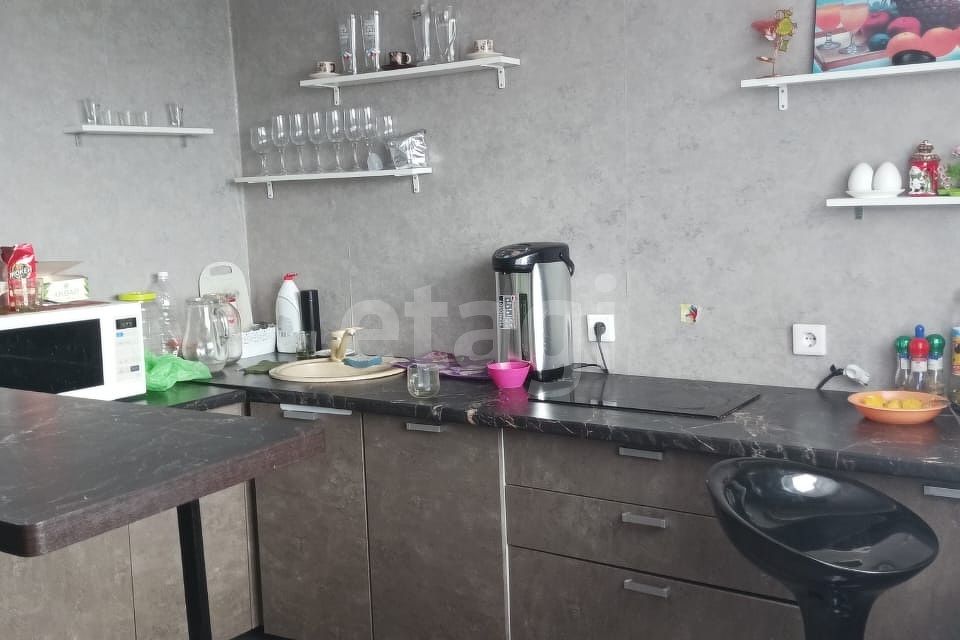 Продаётся 1-комнатная квартира, 36.8 м²