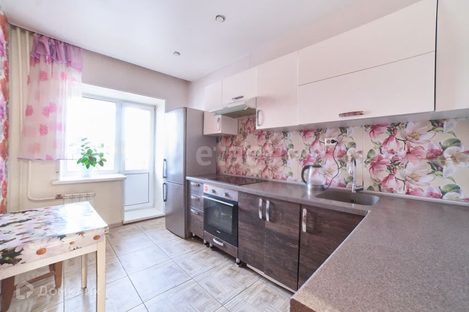 Продаётся 3-комнатная квартира, 62 м²