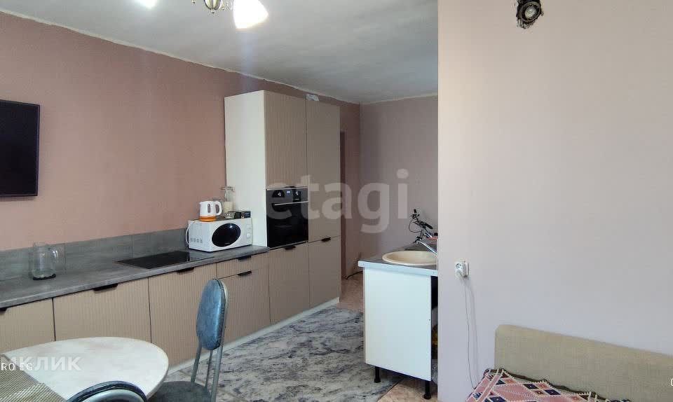 Продаётся 2-комнатная квартира, 65.2 м²