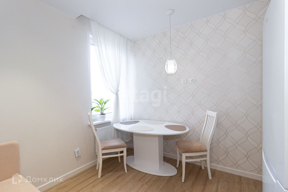 Продаётся 2-комнатная квартира, 55.4 м²