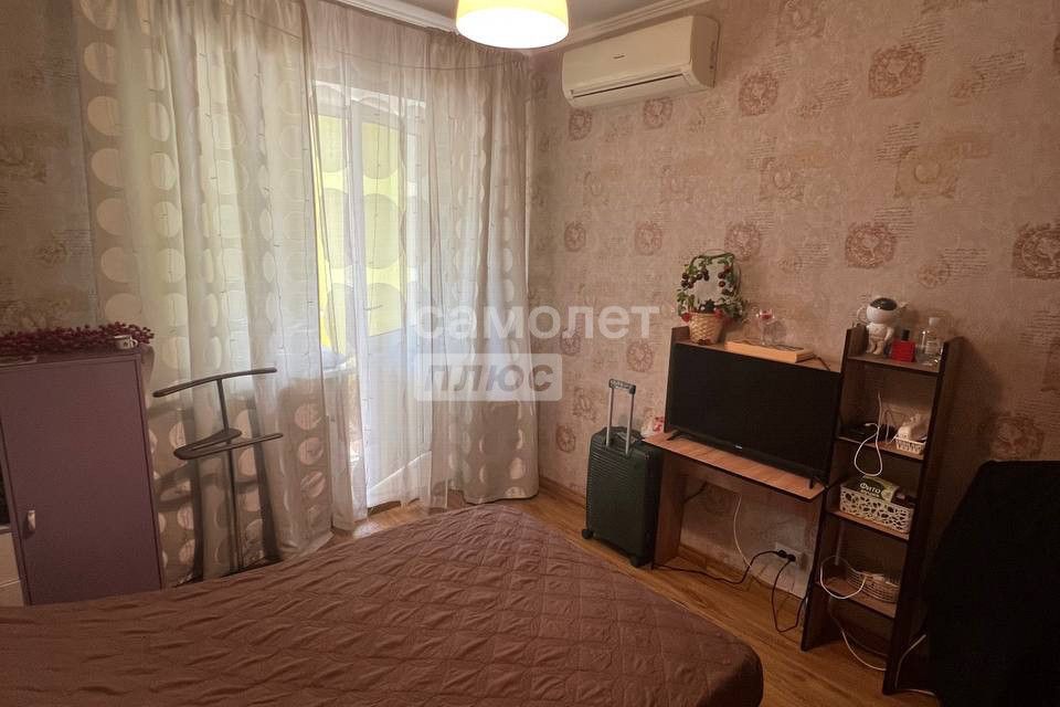 Продаётся 3-комнатная квартира, 73 м²