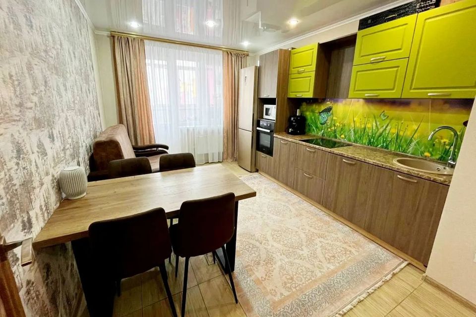 Продаётся 2-комнатная квартира, 66.7 м²