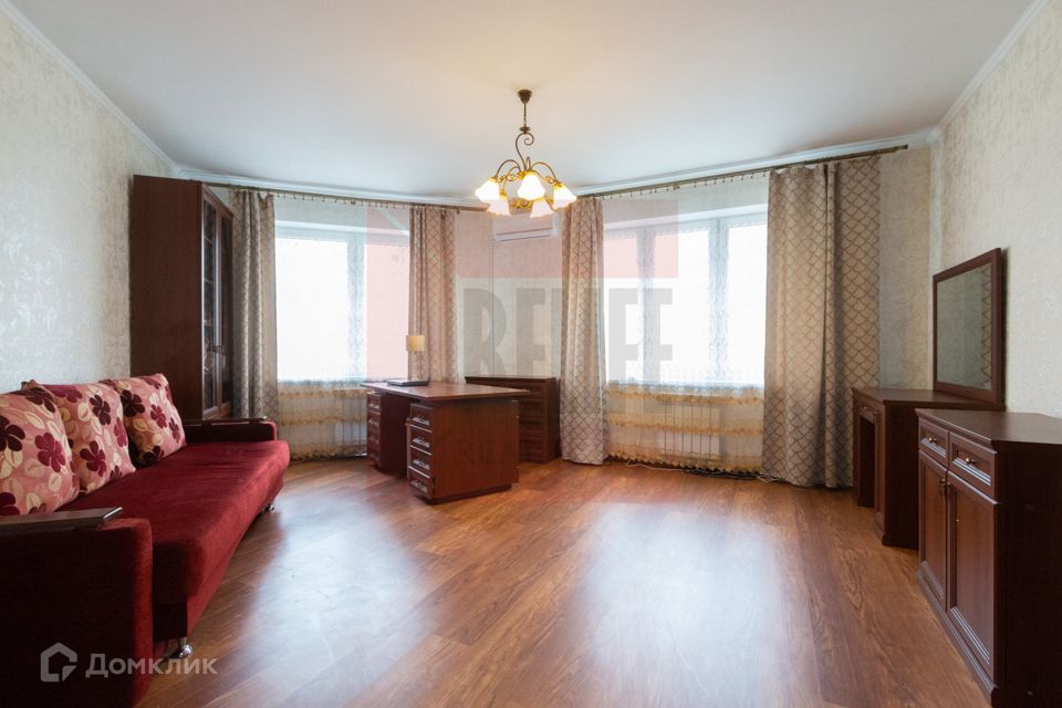 Продаётся 2-комнатная квартира, 67.7 м²