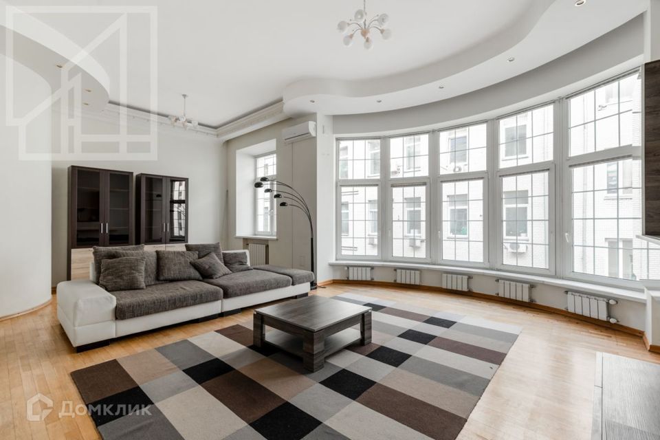Сдаётся 5-комнатная квартира, 164 м²