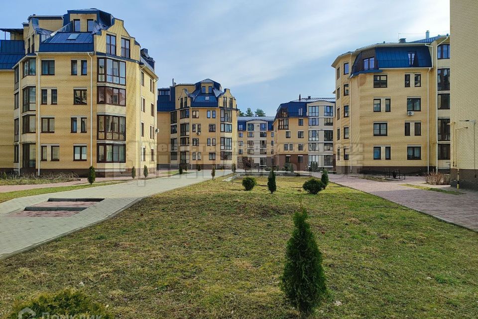 Продаётся 1-комнатная квартира, 40.6 м²