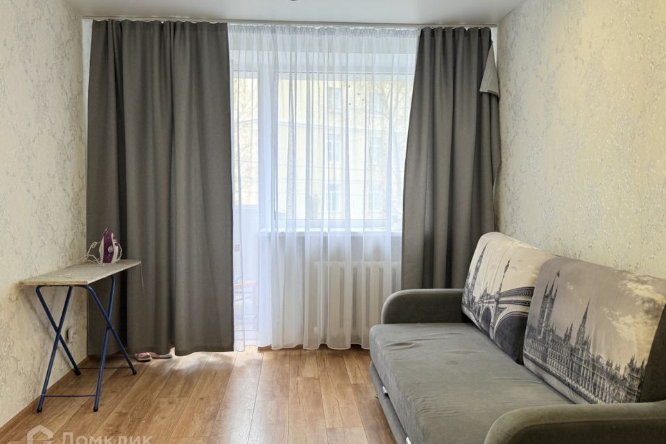 Продаётся 3-комнатная квартира, 55.5 м²
