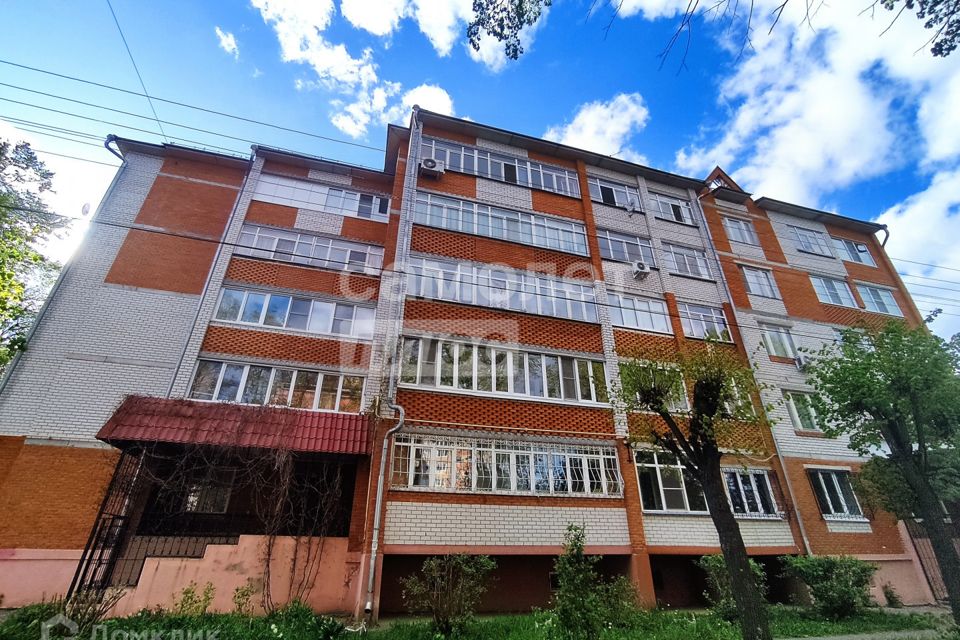 Продаётся 2-комнатная квартира, 64 м²