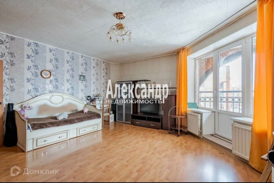 Продаётся 2-комнатная квартира, 81.1 м²