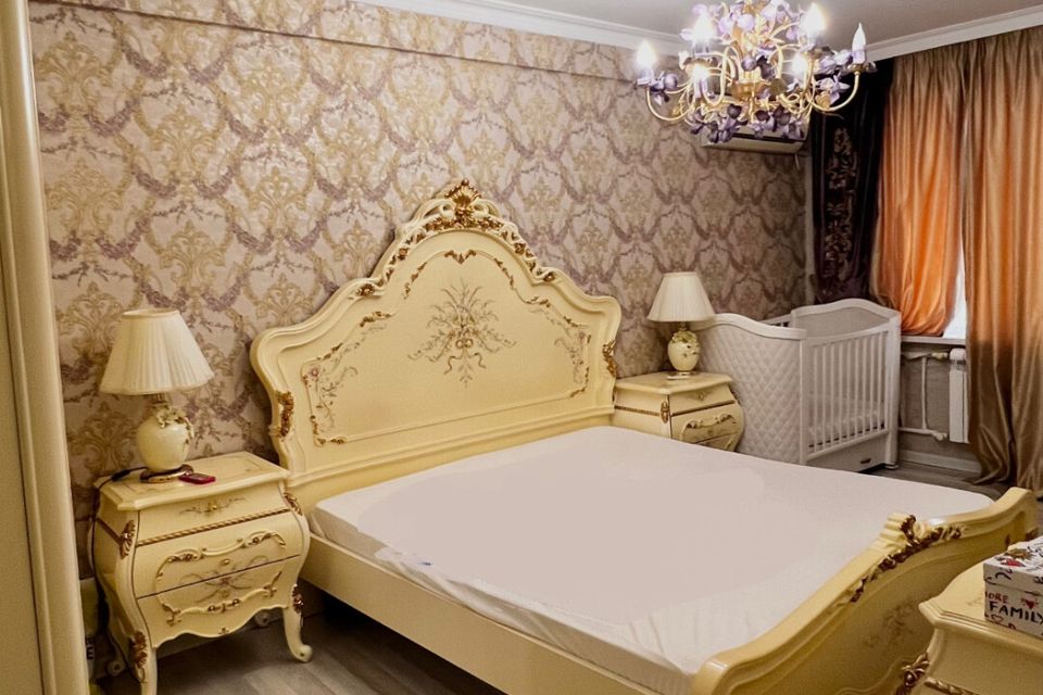 Продаётся 2-комнатная квартира, 74 м²