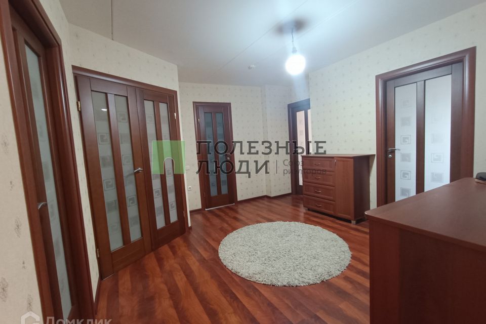 Продаётся 4-комнатная квартира, 91 м²
