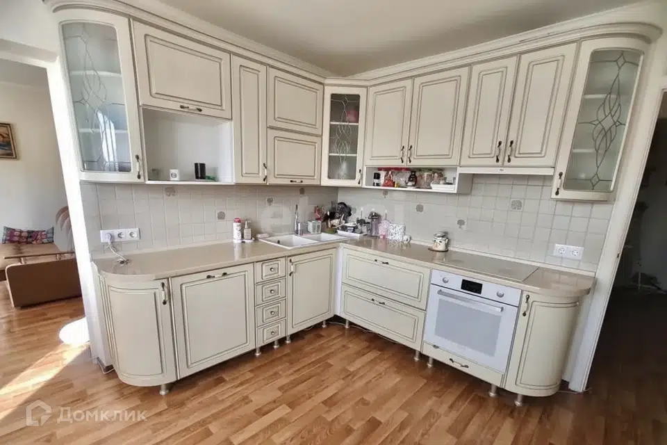 Продаётся 3-комнатная квартира, 74 м²