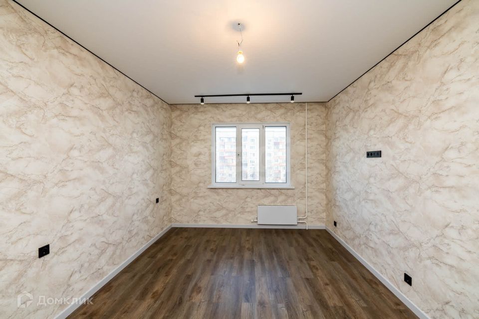 Продаётся 2-комнатная квартира, 66.4 м²