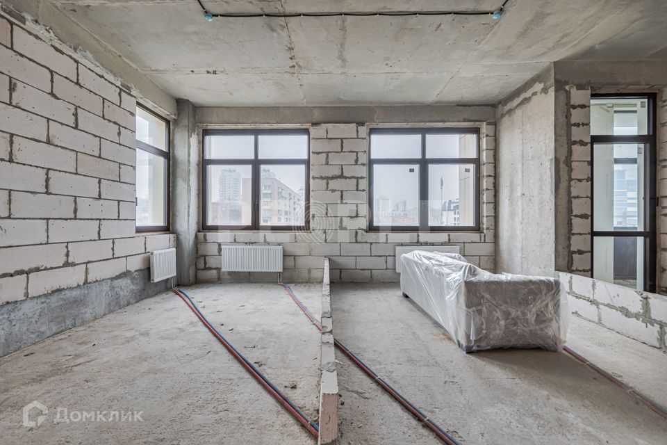 Продаётся 3-комнатная квартира, 67.2 м²