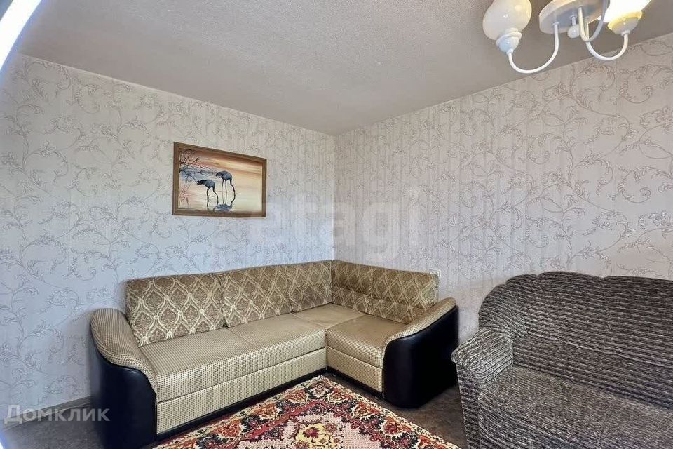 Продаётся 2-комнатная квартира, 55.7 м²