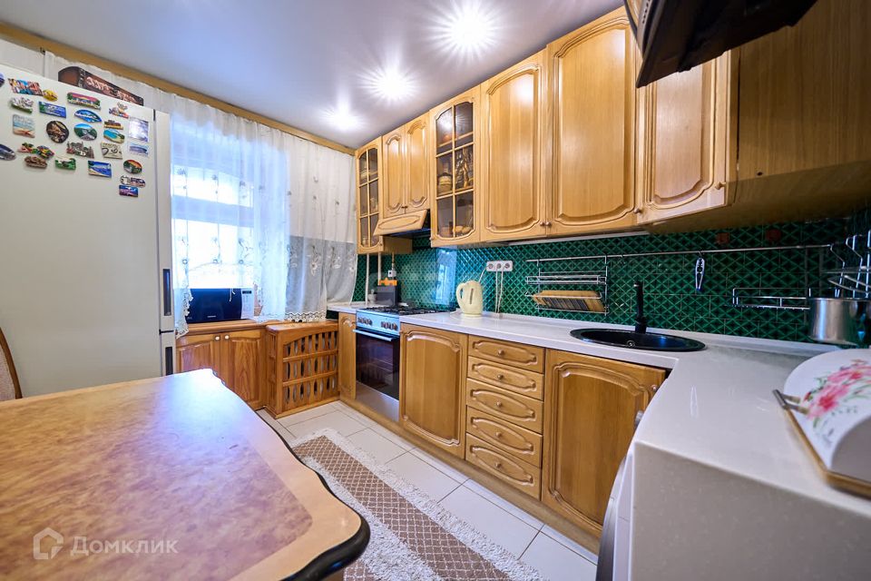 Продаётся 3-комнатная квартира, 59.3 м²