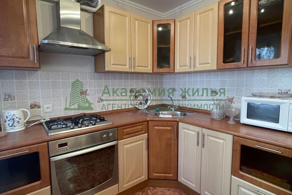 Сдаётся 3-комнатная квартира, 51 м²