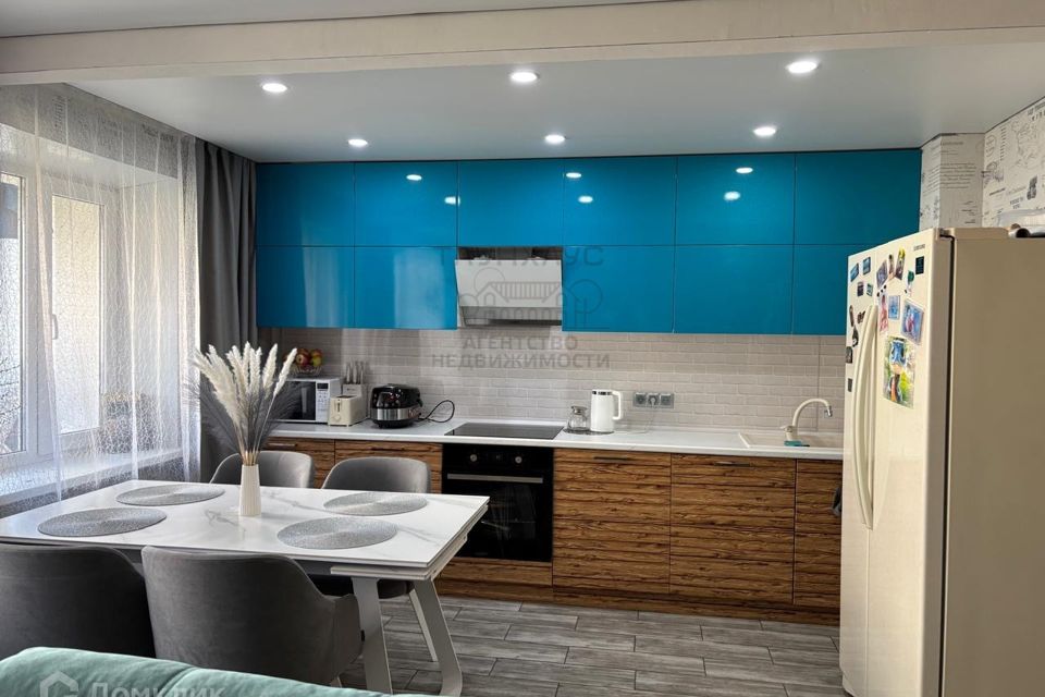 Продаётся 3-комнатная квартира, 61.6 м²