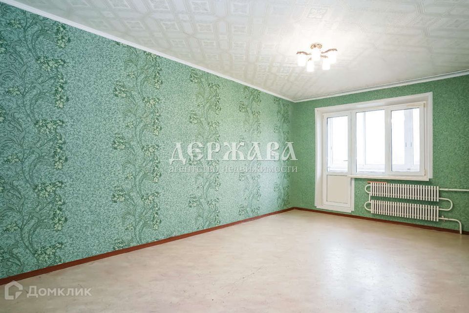 Продаётся 3-комнатная квартира, 62.3 м²