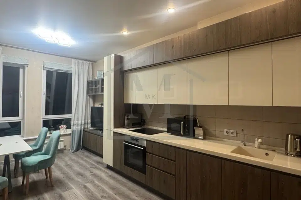 Продаётся 3-комнатная квартира, 83 м²