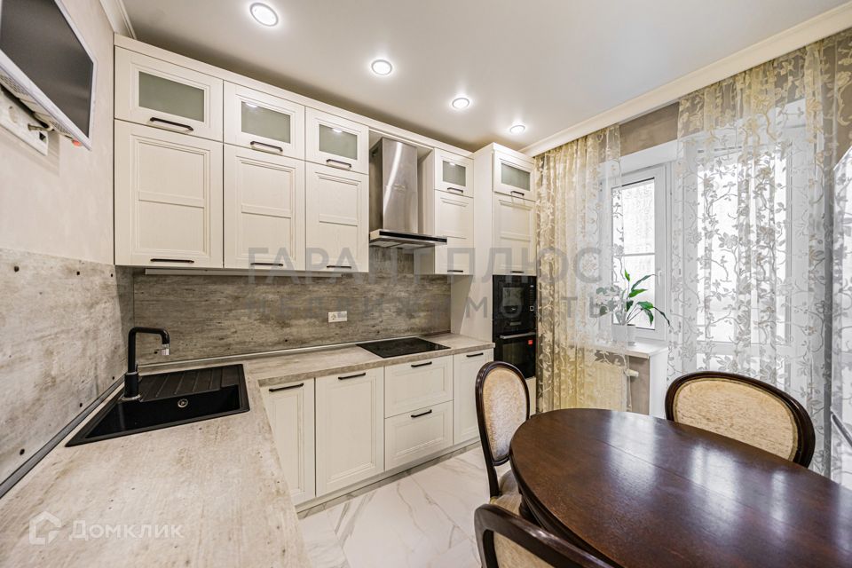 Продаётся 1-комнатная квартира, 45 м²