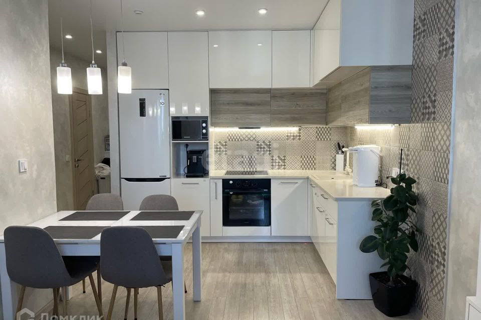 Продаётся 2-комнатная квартира, 53.2 м²