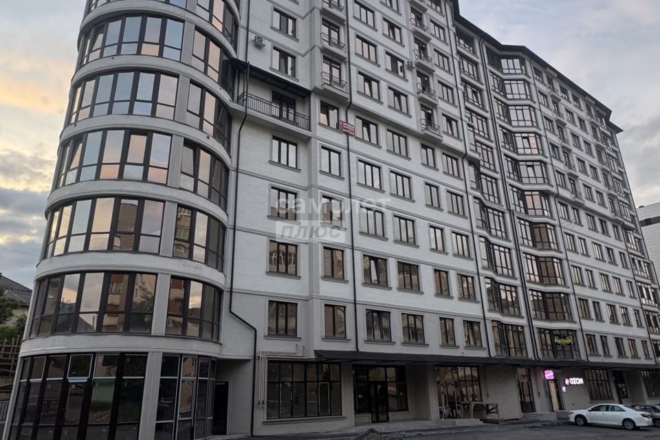 Продаётся 1-комнатная квартира, 55 м²