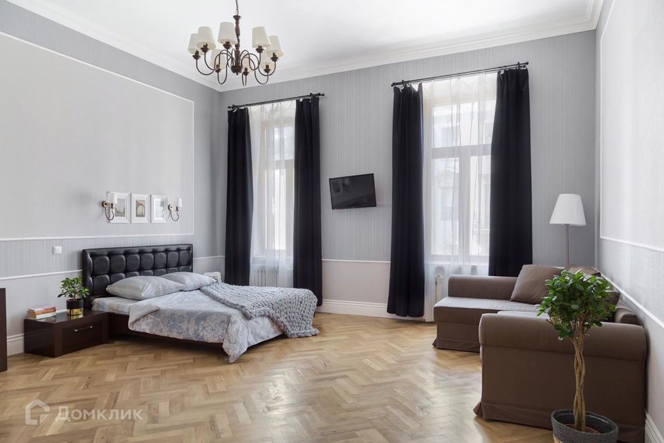 Сдаётся 4-комнатная квартира, 123 м²