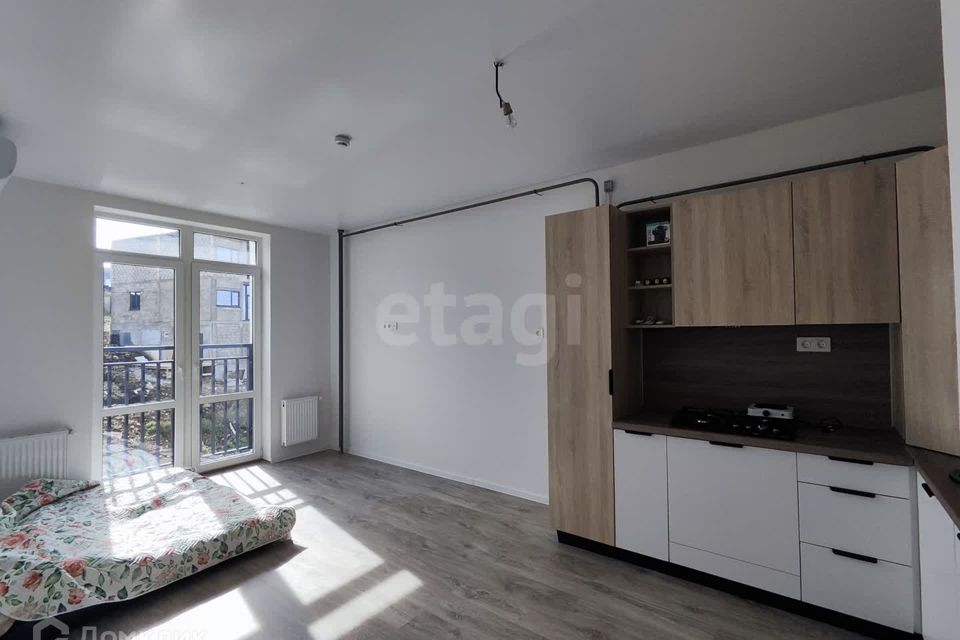 Продаётся 1-комнатная квартира, 42 м²