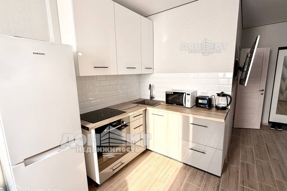 Продаётся 1-комнатная квартира, 42 м²