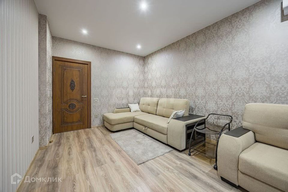 Продаётся 3-комнатная квартира, 90 м²