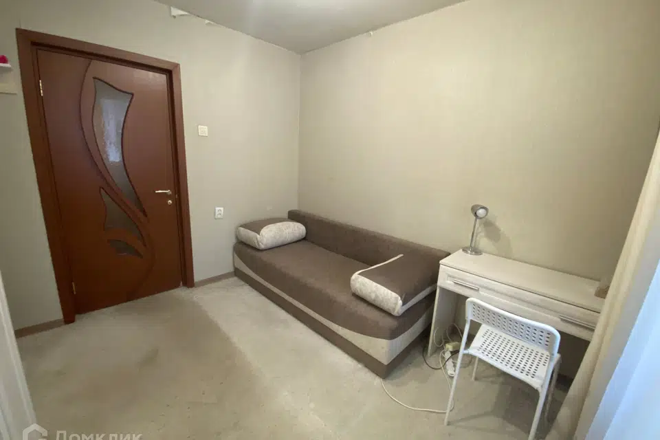 Продаётся 4-комнатная квартира, 62.9 м²