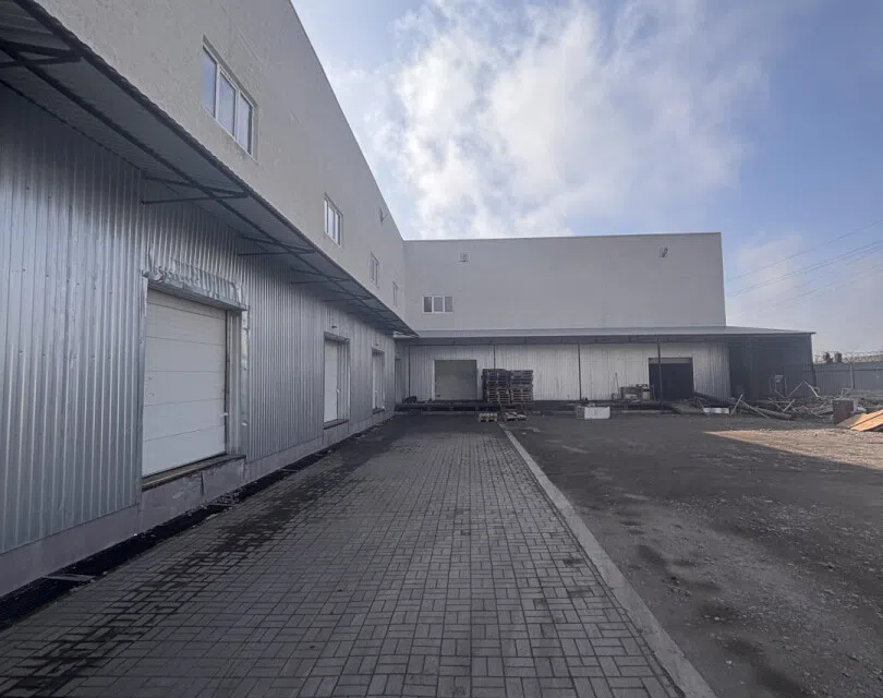 Сдаётся помещение своб. назначения, 1600 м²