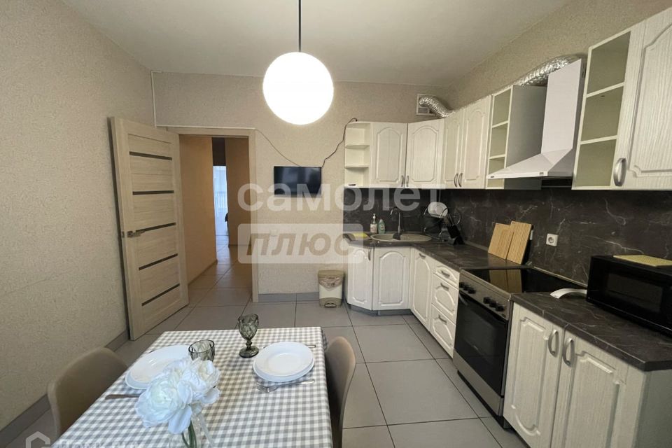 Сдаётся 2-комнатная квартира, 62.7 м²