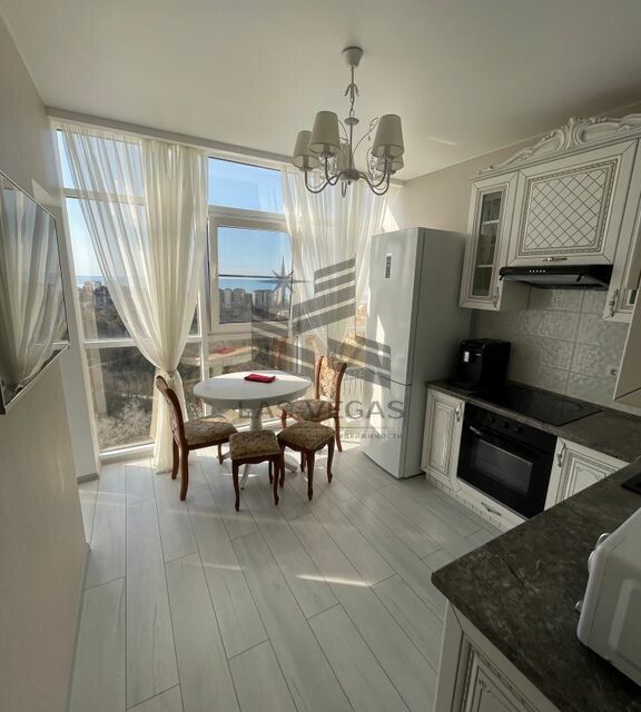 Сдаётся 2-комнатная квартира, 57 м²