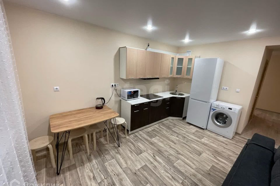 Сдаётся 2-комнатная квартира, 57 м²