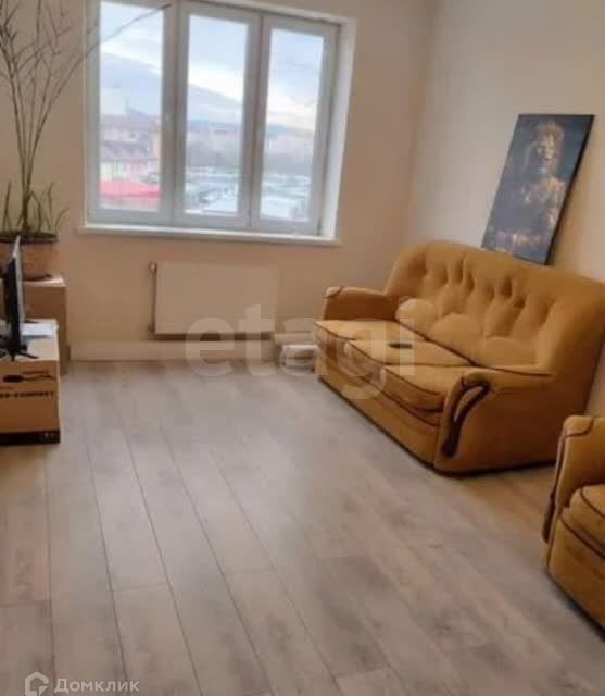 Продаётся 1-комнатная квартира, 38 м²