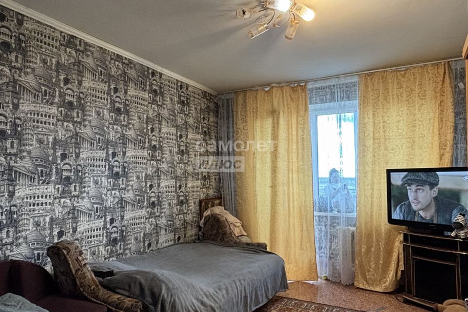 Продаётся 1-комнатная квартира, 37 м²