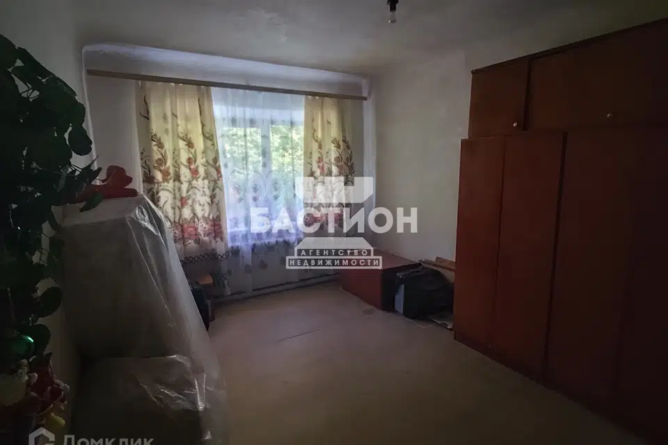 Продаётся 3-комнатная квартира, 54.7 м²