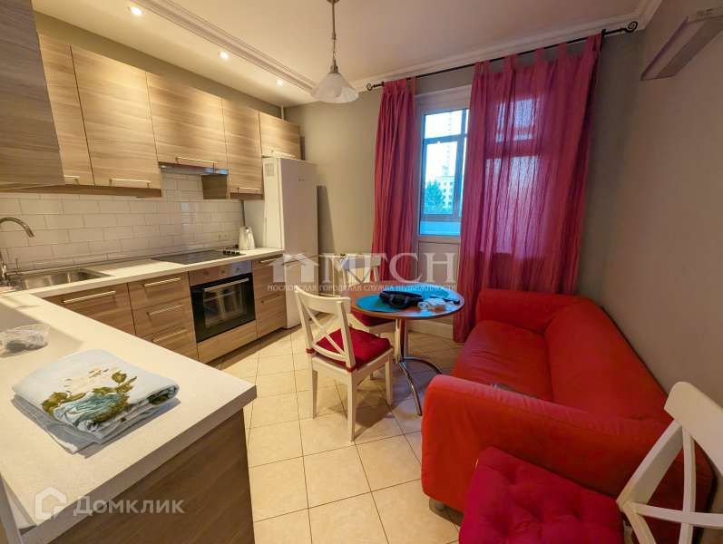 Сдаётся 1-комнатная квартира, 40 м²