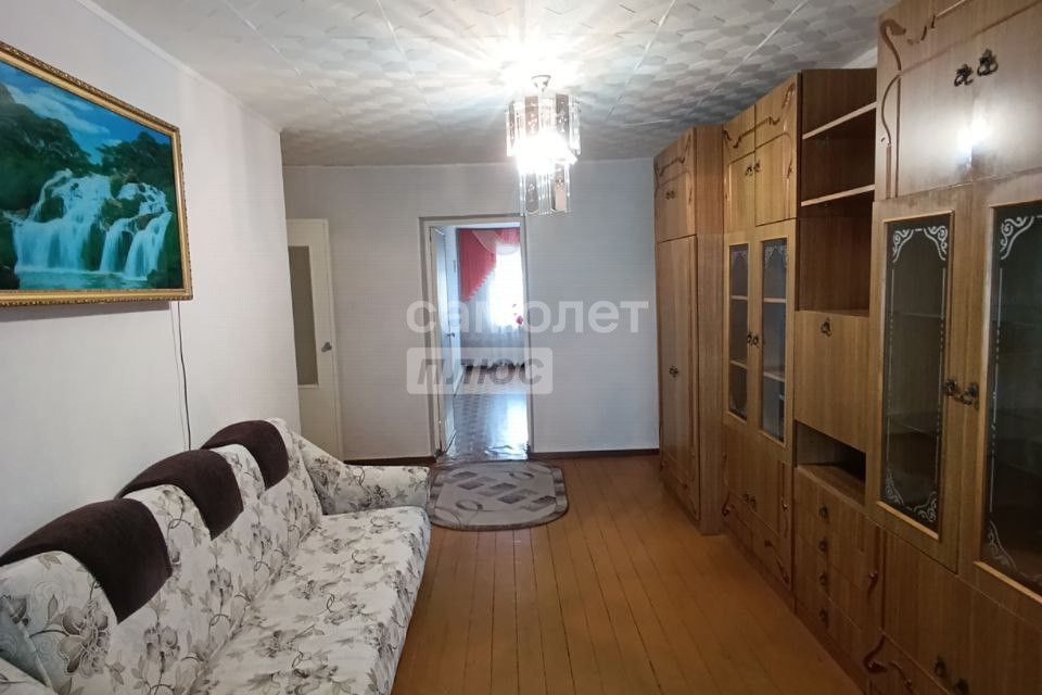 Продаётся 3-комнатная квартира, 56.7 м²