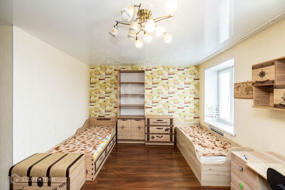 Продаётся 3-комнатная квартира, 104 м²