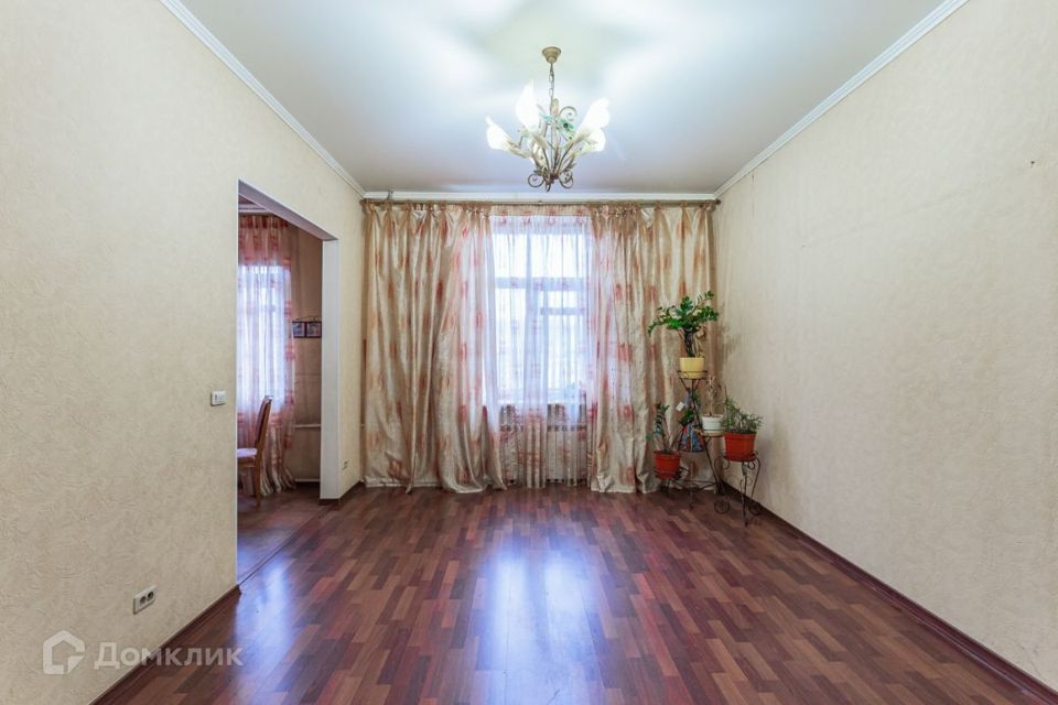 Продаётся 3-комнатная квартира, 100 м²