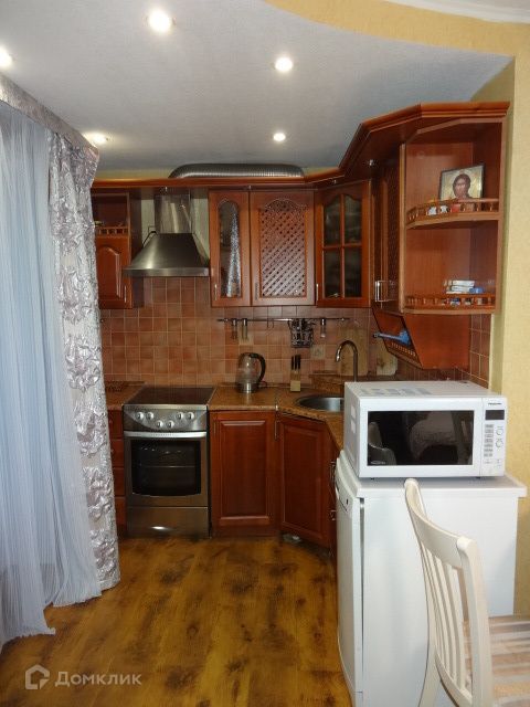 Продаётся 4-комнатная квартира, 71.9 м²