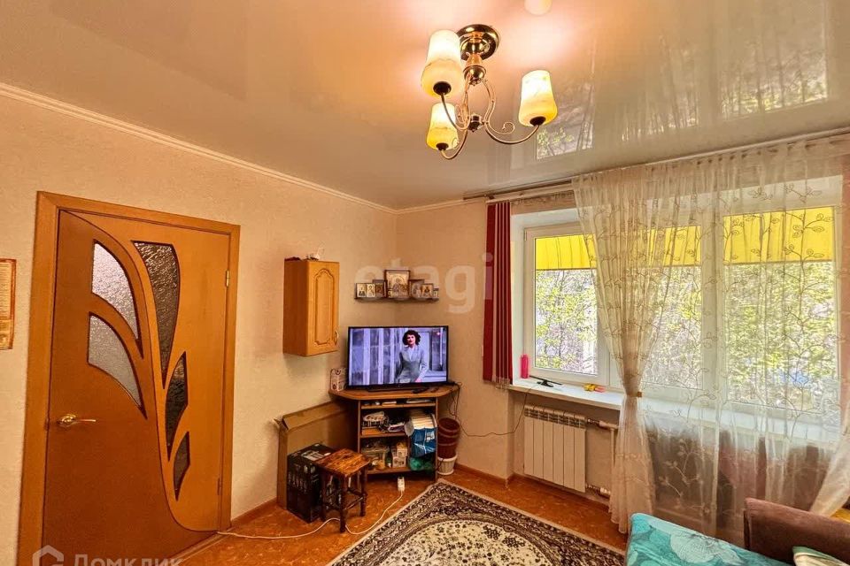 Продаётся 2-комнатная квартира, 42.7 м²