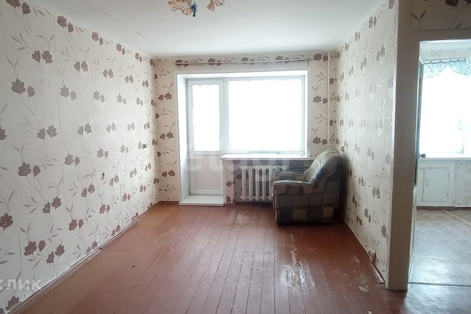 Продаётся 3-комнатная квартира, 55.6 м²