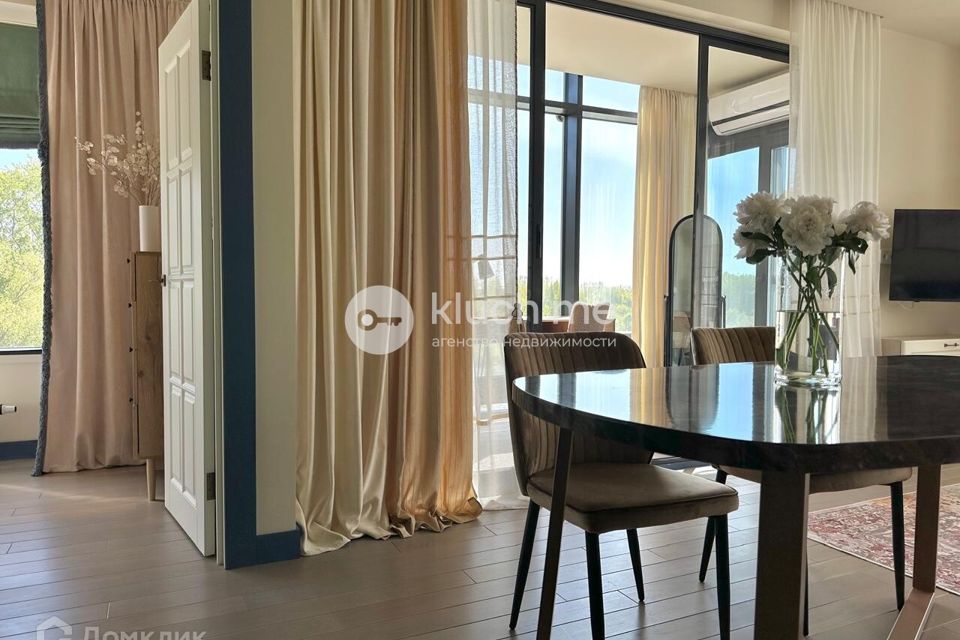 Продаётся 3-комнатная квартира, 67.7 м²